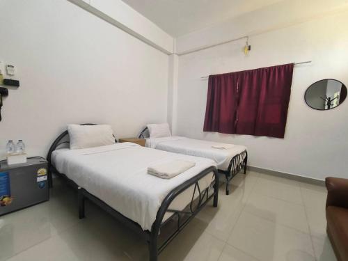 SB The Moon Night Betong Room Type - Standard Twin Room