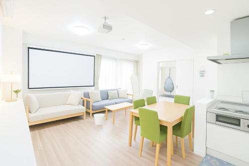 OPEN#신주쿠5분#시부야10분#편의점2분#최대8명#예쁜집#114m2#침대5#빔프로젝터