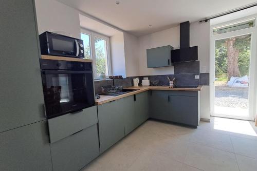 Kitchen, Maison neuve 2 chambres au calme a Ceaulmont in Bazaiges