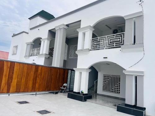 Chippo and Mams Apartments in Tanji