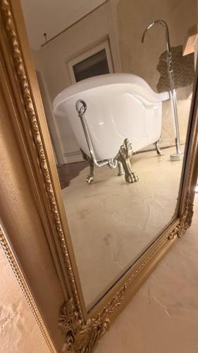 Bathroom, Forest View, Klimaanlage im Studio, ganzes Haus 100qm, 2 Schlafzimmer, 2 Bader, Badewanne, Garten &  in Braunfels