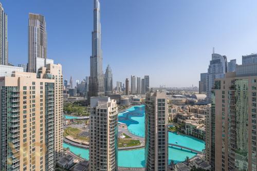 Marco Polo - Wake up to breathtaking Burj Khalifa views, Дубай