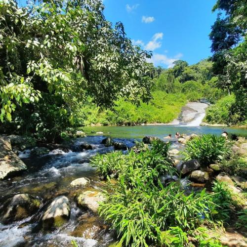 Chalés Rurais Bom jardim GraunaParaty – khách sạn tại Praia Grande