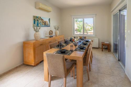 Seaview Villa Selenia with Private Pool in Neo Chorio Paphos in Neokhorio