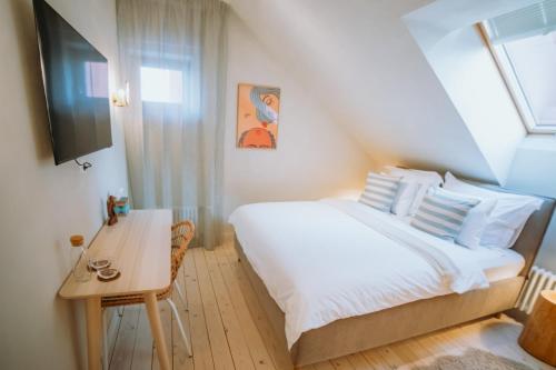 Renovated City Centre Apartment in Madona