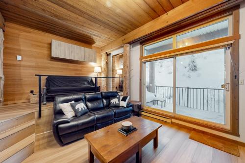Moguls 814 in Big White, Canada