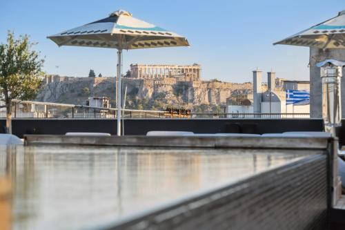 Skylark, Aluma Hotels & Resorts, Atenas