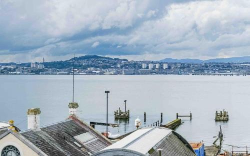 River View Cottage with Hot Tub, nr St Andrews in Тайпорт