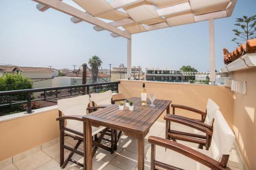 Mavra Elegant Apartments 3