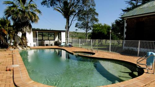 مسبح, Lochinvar House in Greta