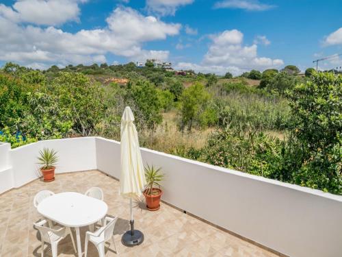 Akivillas Lagos Zircon - image 3