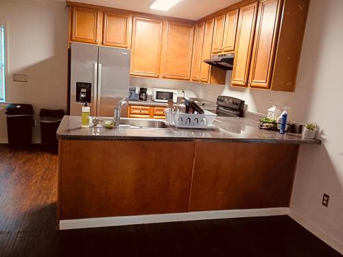 Kitchen, Fletcher Street Hideaway Room 8 with Cozy Vibes in Pittsburgh