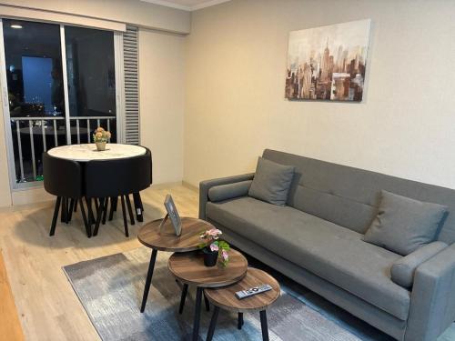Modern apartment overlooking Parque de las Aguas
