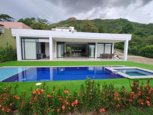 Condominio PY