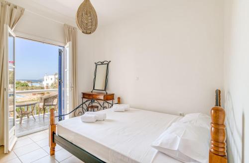 Casa Lina large central apartment, beach access – khách sạn tại Alyki