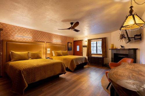 room detail thumbnail 0