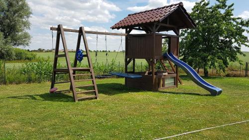 Gemütliche 2-Zimmer-Ferienwohnung mit Garten in Mittenwalde, Deutschland