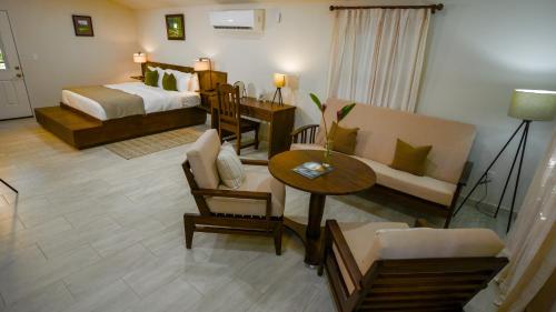 Roaring River Resort – khách sạn tại Belmopan