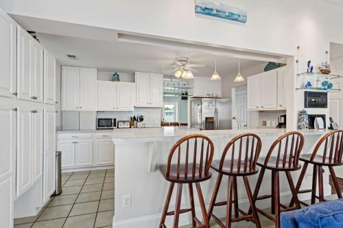 5550 - Lighthouse Pointe - image 5