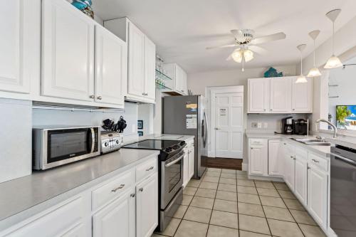 5550 - Lighthouse Pointe - image 3