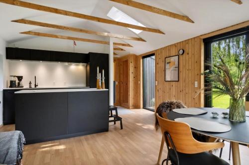 Vista exterior, Newly Renovated Holiday Home Near Torndal Beach in Hals