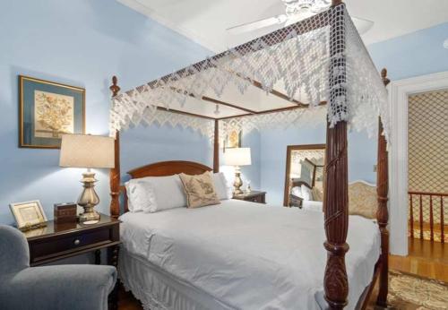 Gardenia Suite - The Belvedere Inn - main image