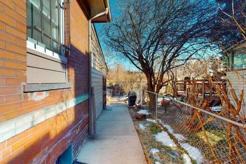 Quaint Denver Apartment Less than 1 Mi to Downtown - image 11