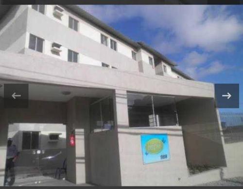 Apto no Residencial Jardim Feitosa 2 Qtos – khách sạn tại Maceio