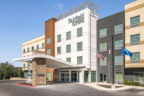 外部景觀, Fairfield by Marriott Inn & Suites San Antonio Medical Center in 巴爾肯斯高地