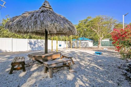 Kert, Ocean Pointe Condo | Beach, Pool, Hot Tub & Tennis in Tavernier (FL)