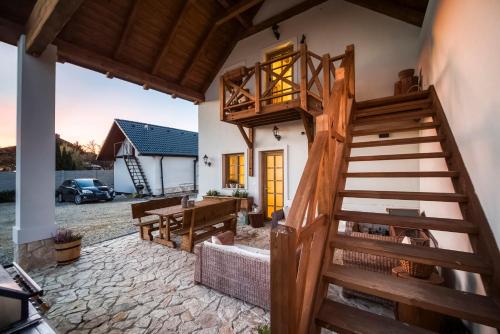 Deer Apartment in Habri