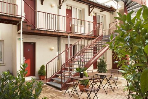 Balcony/terrace, Hotel de l'Aqueduc in 10th - Gare du Nord