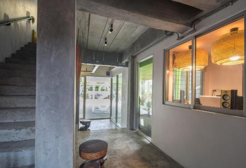 Exterior view, ST88 Residence near The National Anti-Corruption Commission