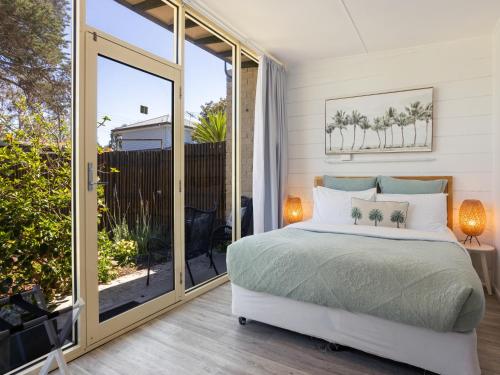 Beach Holiday Apartments Motel - Mornington Peninsula