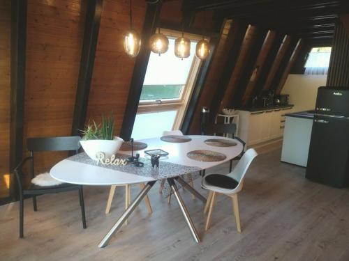 設施, Holiday home with 1 bedroom in 布蘭肯海姆