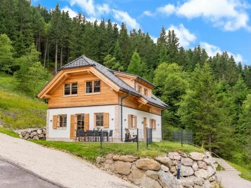 Schletski in Donnersbachwald, Österreich