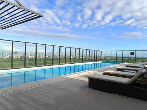 Urubo Apartment 30 OFF WiFi Cine Pool Rest Bar Breakfast in Colinas del Urubo