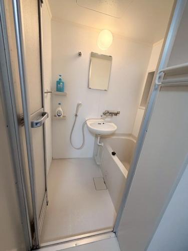 Two rooms with three beds apt close to Dotonbori