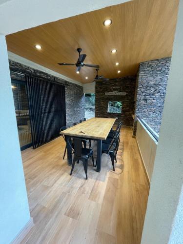 陽台/露台, Rent House in 埃爾羅德奧