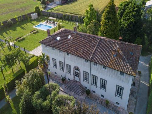 5 Bedrooms Villa with Pool in Lucca gîte à louer San Cassiano a Moriano