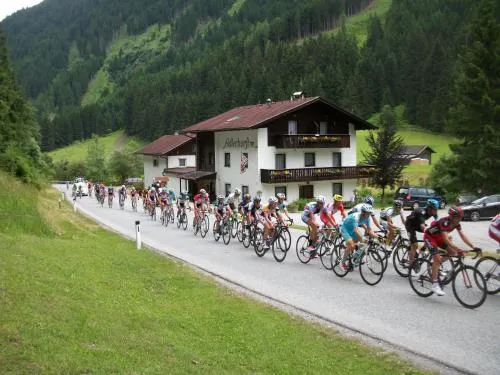Adlerhorst in Sellrain, Österreich