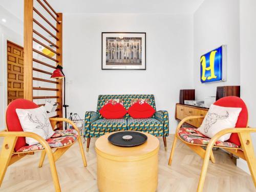 Apartment in Torremolinos near Beaches