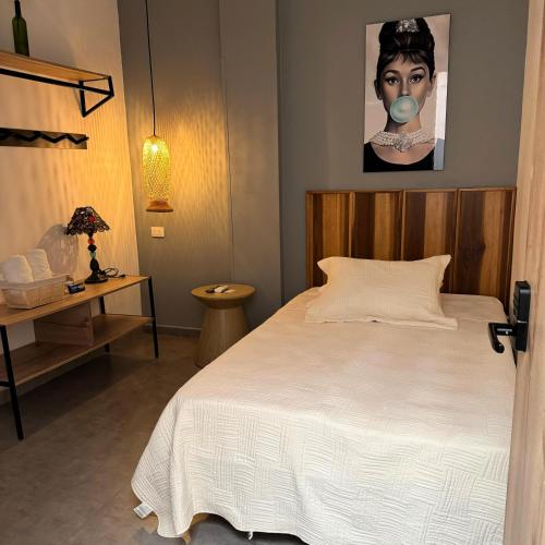 1 twin bed