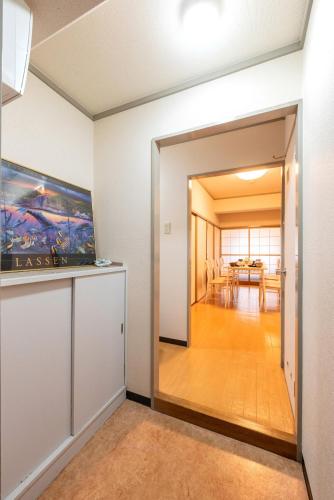 A sightseeing spot 2 minutes on foot to the nearest station, 12 minutes by train to Nagoya Port Aqua in Minato