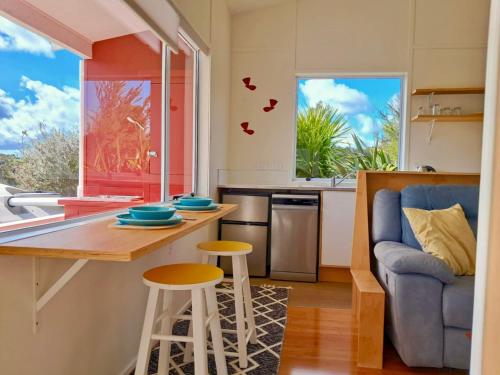 Skats, Redshed Studio Mangawhai in Mangavai