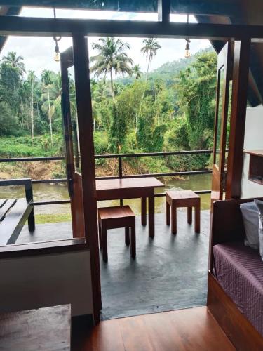 Sinharaja Riverside in Kotapola