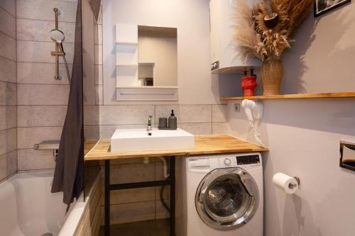 Baltic Design Apartments with free Parking and self check in, Riga (foto 9)