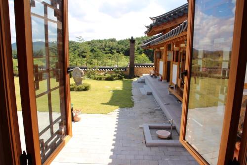 Hanok Stay POONGSONGJAE Andong 풍송재 사진 4