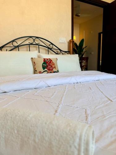 Gourmet Getaway by Jannat Vacation Rentals - image 3