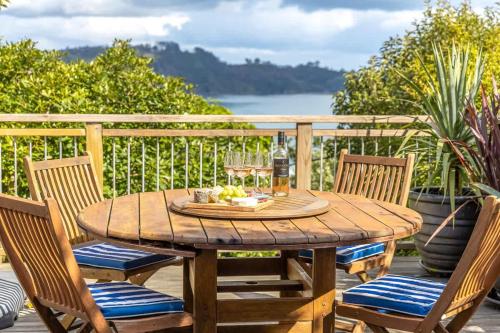 Seahorse Cottage - Stay Waiheke – khách sạn tại Dao Waiheke